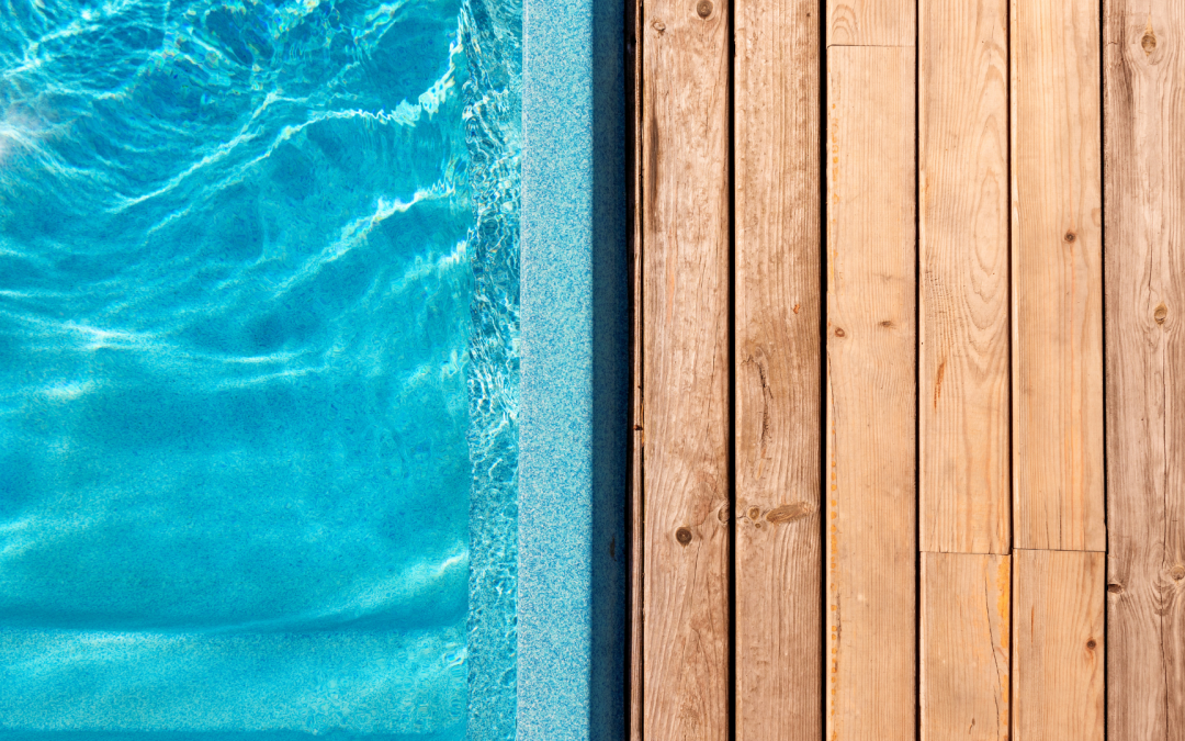 Quel bois pour une terrasse de piscine à Abbeville